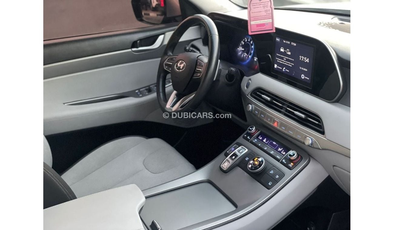 Hyundai Palisade 2022 Hyundai Palisade SEL premium GCC Specs Original Paint 3.5L V6 AWD 4x4 - Multi Drive Mode - 7 Se