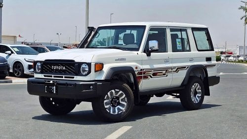 Toyota Land Cruiser Hard Top 4.0L PETROL / AT / DIFF LOCK/ WINCH SNORKEL / FULL OPTION (CODE # 68001)