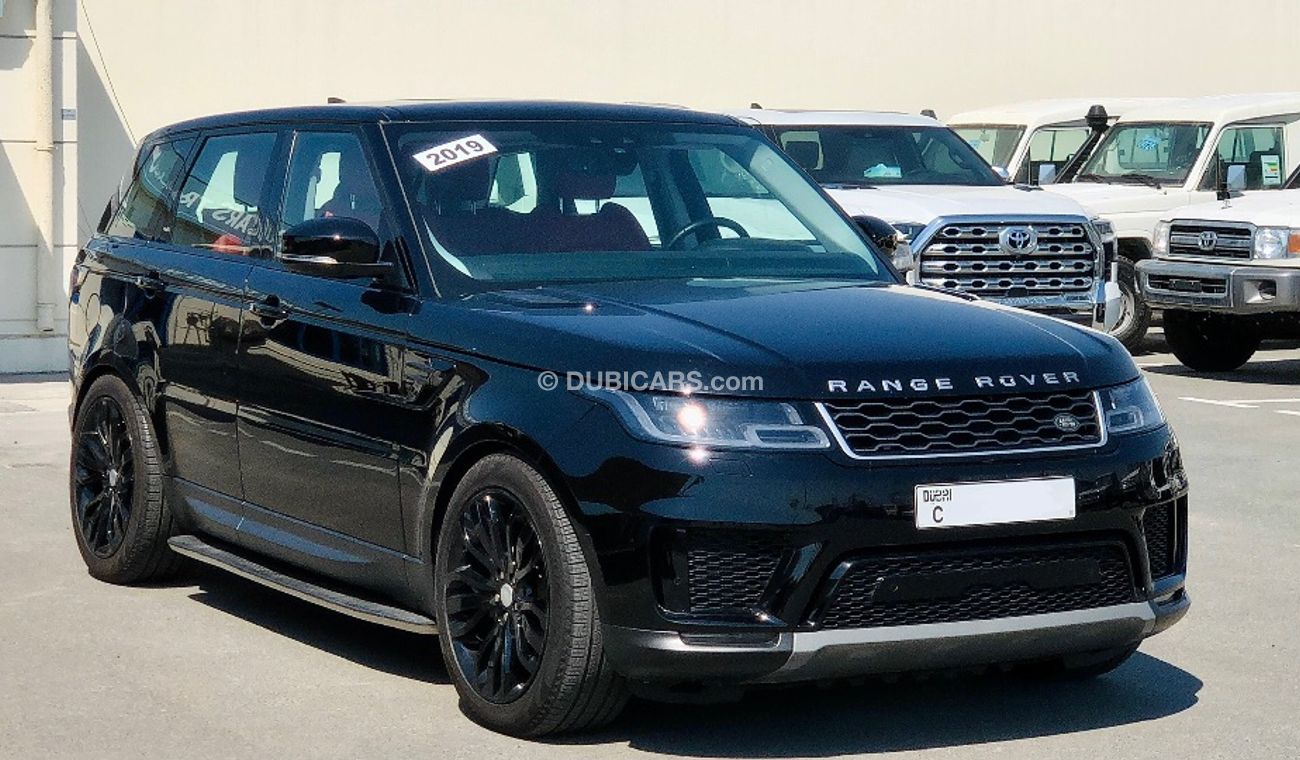 Used Land Rover Range Rover Sport 2019 for sale in Dubai - 605176