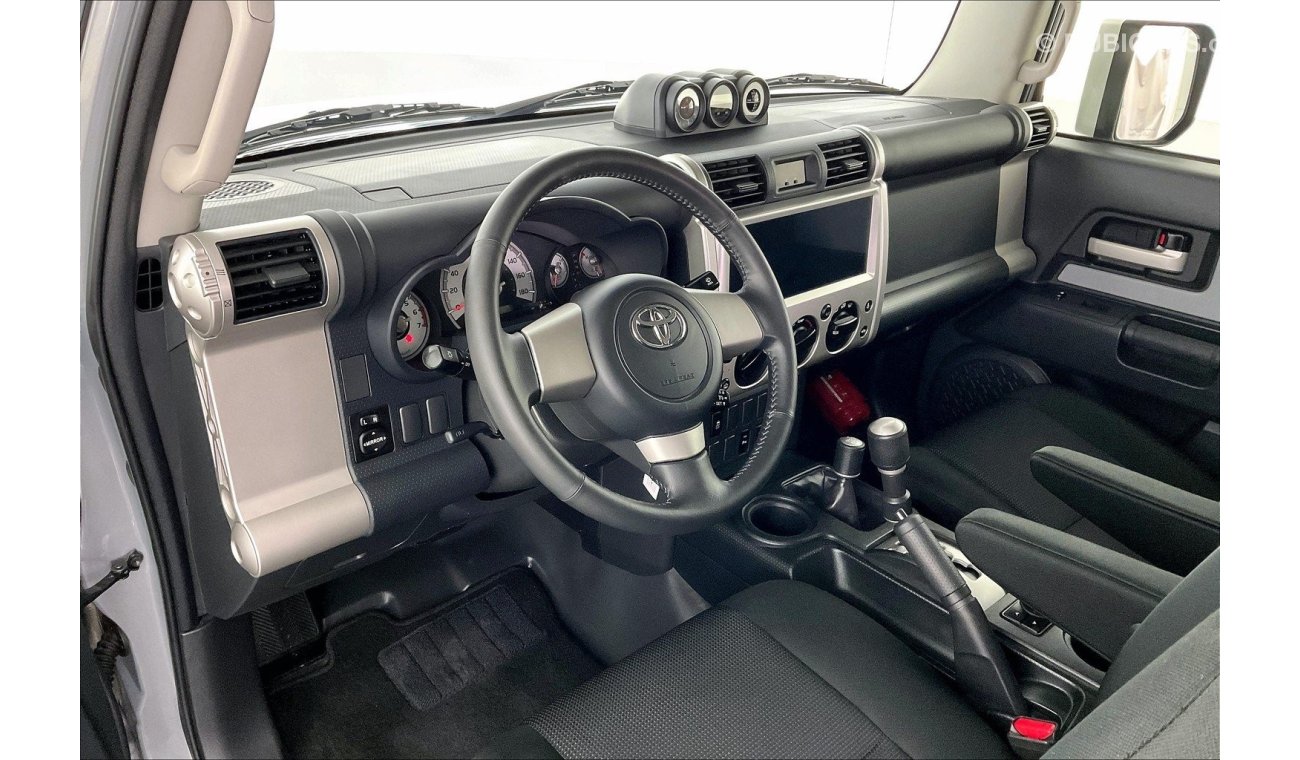 Toyota FJ Cruiser GXR | 1 year free warranty | 0 Down Payment