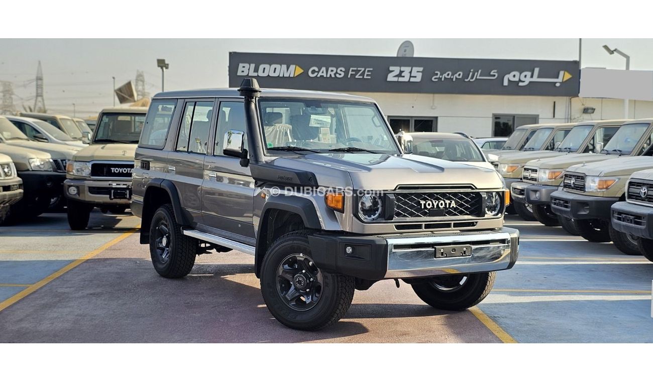 Toyota Land Cruiser Hard Top TOYOTA LANDCRUISER 4.0Ltr HARDTOP 5 DOOR LX V6 MT MY2024