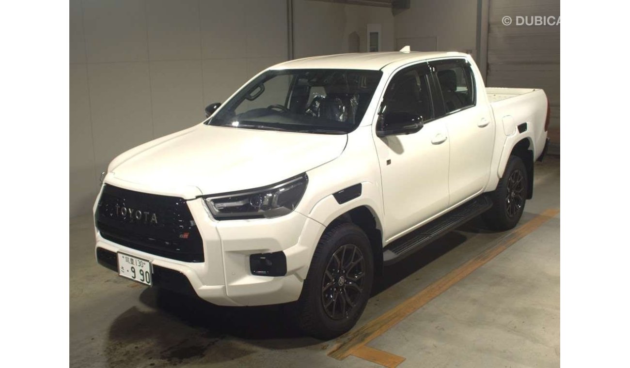 تويوتا هيلوكس TOYOTA HILUX 2022 GR SPORT FULL OPTIONS