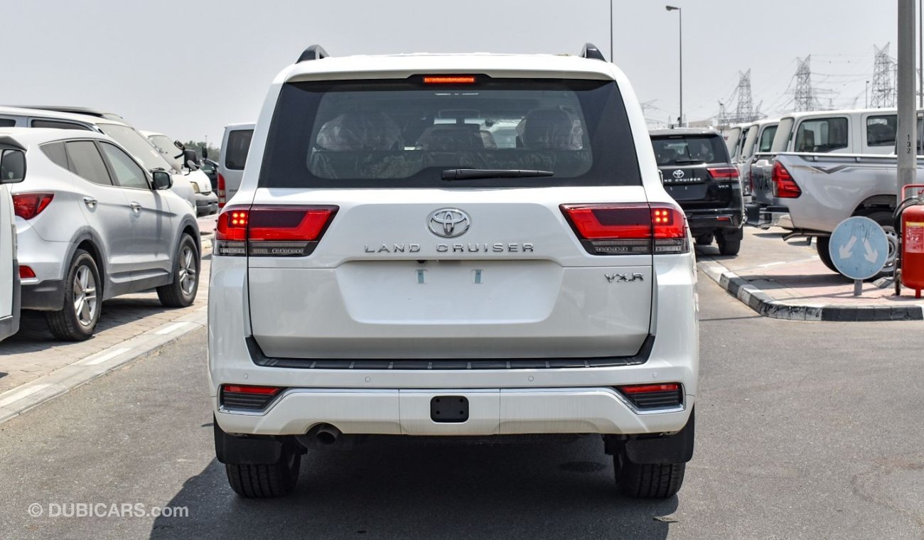 تويوتا لاند كروزر Toyota Landcruiser VXR 3.3L Twin Turbo Diesel Full option 2024 Model