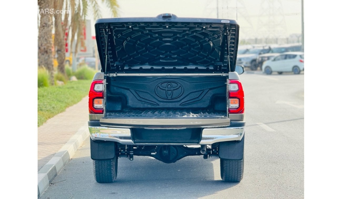 تويوتا هيلوكس Toyota hilux 2023 SR5 RHD Diesel