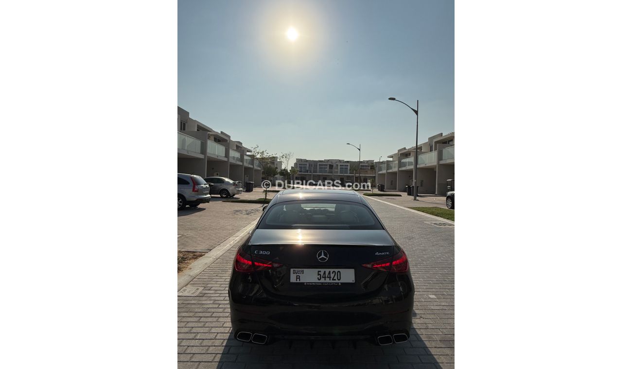 مرسيدس بنز C 300 luxury