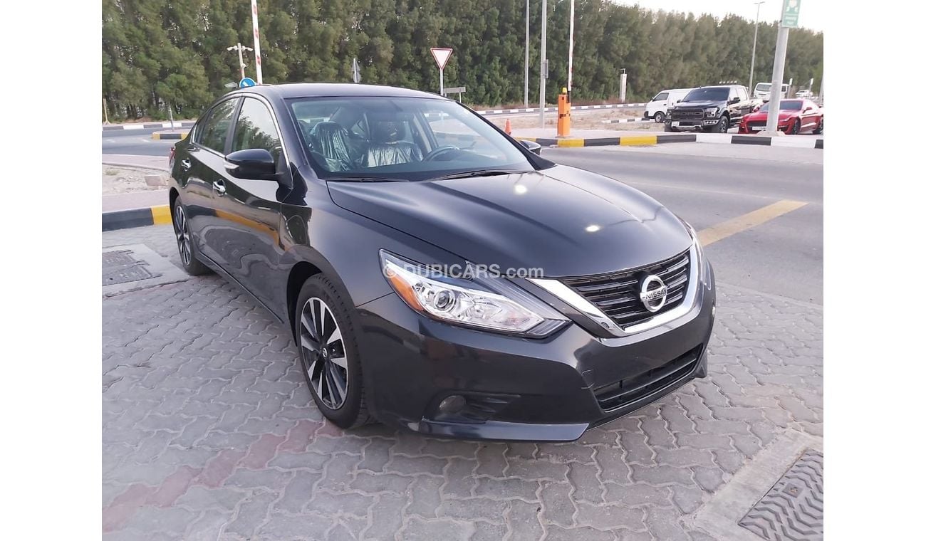 Nissan Altima SL Very Clean Car