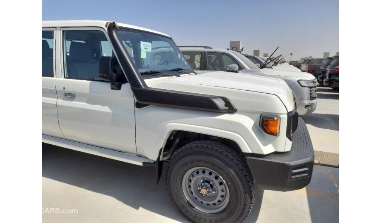 تويوتا لاند كروزر بيك آب LC79 DOUBLE CAB 4.2L DIESEL V6 LHD | MANUAL | 2024 | BRAND NEW | 0 KM | 03 YEARS WARRANTY