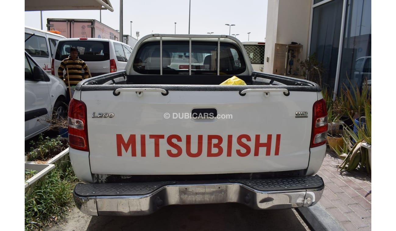 ميتسوبيشي L200 Mitsubishi L200 4x2  d/c pick up diesel, model:2017. Excellent condition