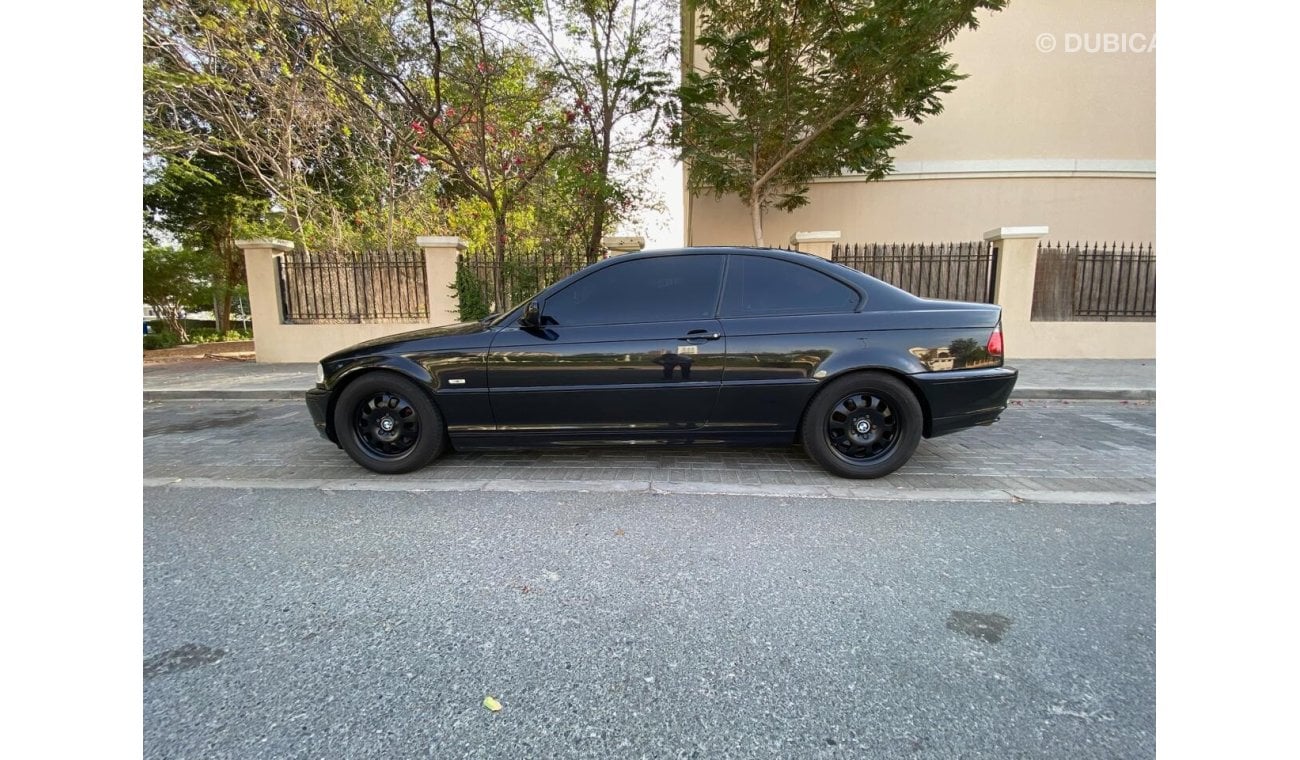 بي أم دبليو 318i E46 Manual Japanese Spec Black on Black