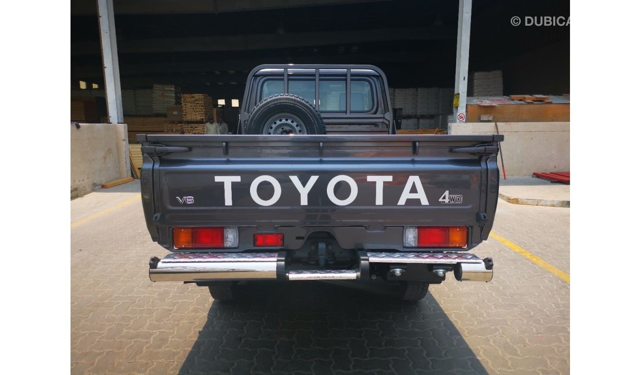 Toyota Land Cruiser Pick Up 79 SC 4.0L PETROL AUTOMATIC TRANSMISSION ( FOR RE-EXPORT OUTSIDE GCC COUNTRIES ONLY)