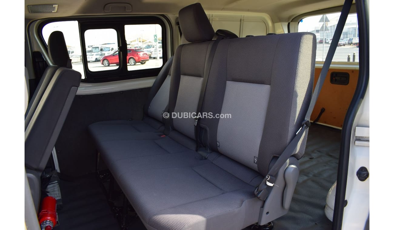 Toyota Hiace GL - Standard Roof Toyota Hiace 3.5 Ltr 6 seater van, model:2020. Excellent condition