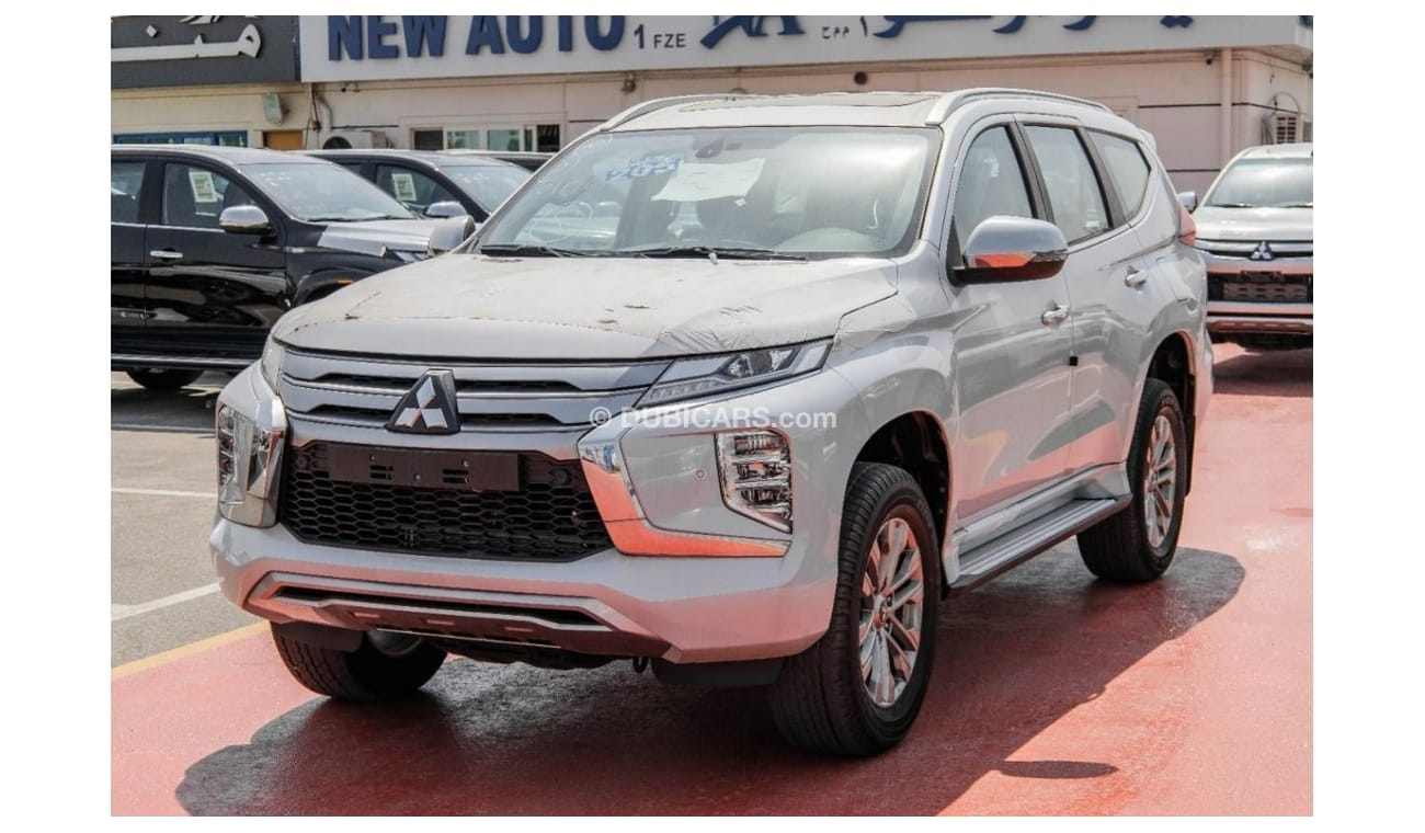 Mitsubishi Montero Pajero Sport 2020 FC7 | A/T 3.0L (4WD) | Leather seats | White/Black | Power Seats