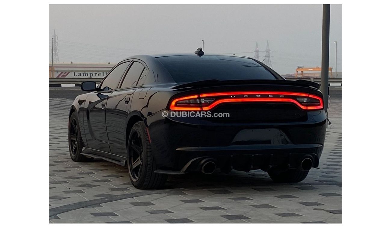 دودج تشارجر R/T سكات باك دودج تشارجر R/T  V8 5.7 HEMI موديل : 2016 السعر : 45.000 درهم  الممشي : 137.000 ك/م  37