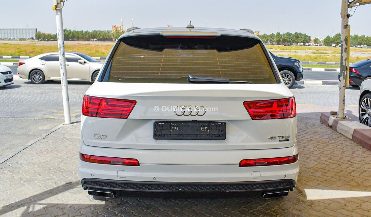 أودي Q7 45 TFSI Quattro