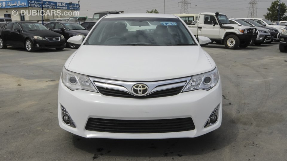 Toyota Camry Right Hand Drive Petrol 2.5L C018 for sale: AED 33,000