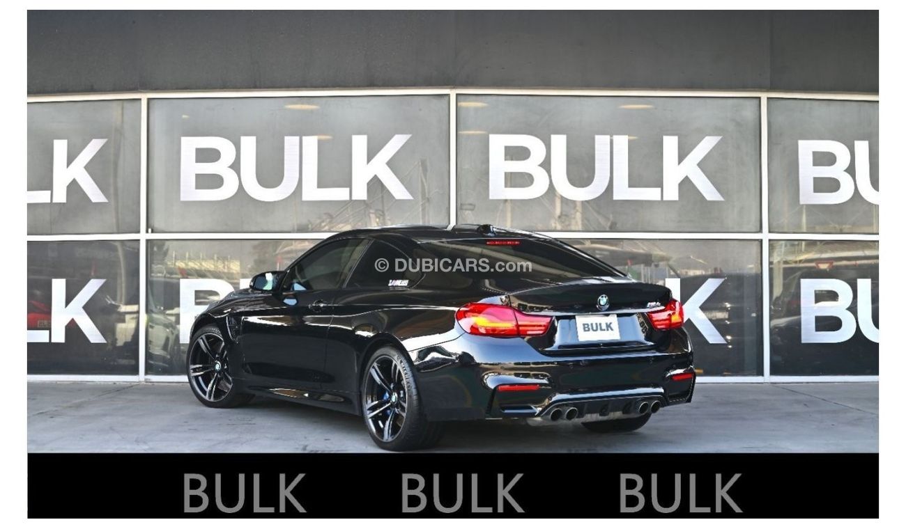 BMW M4 BMW M4 Competition -Carbon Fiber-Original Paint -Under Warranty - AED 4,189 Monthly Payment - 0 % DP