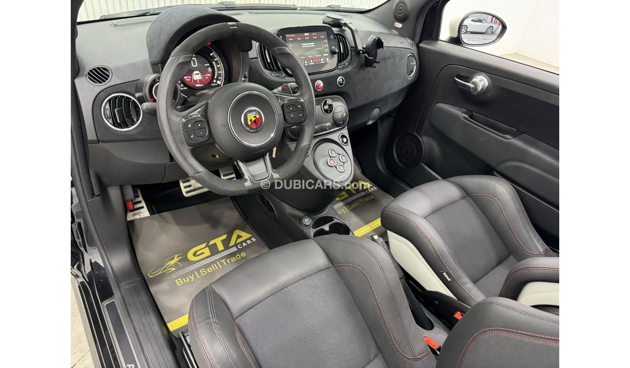 Abarth 695 Esseesse Limited Edition 2022 Fiat Abarth 695 Esseesse Limited Edition, 2027 Fiat Warranty, Excellen