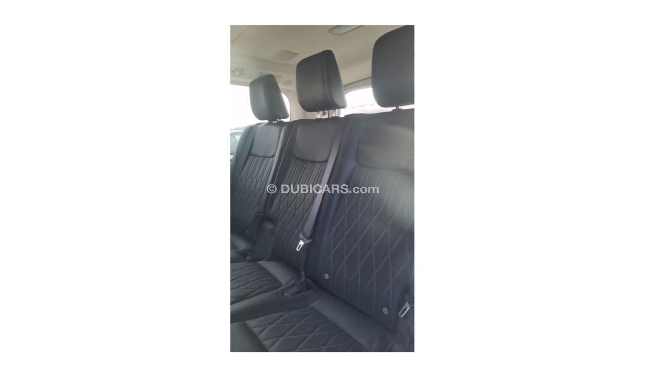 Toyota Granvia Premium