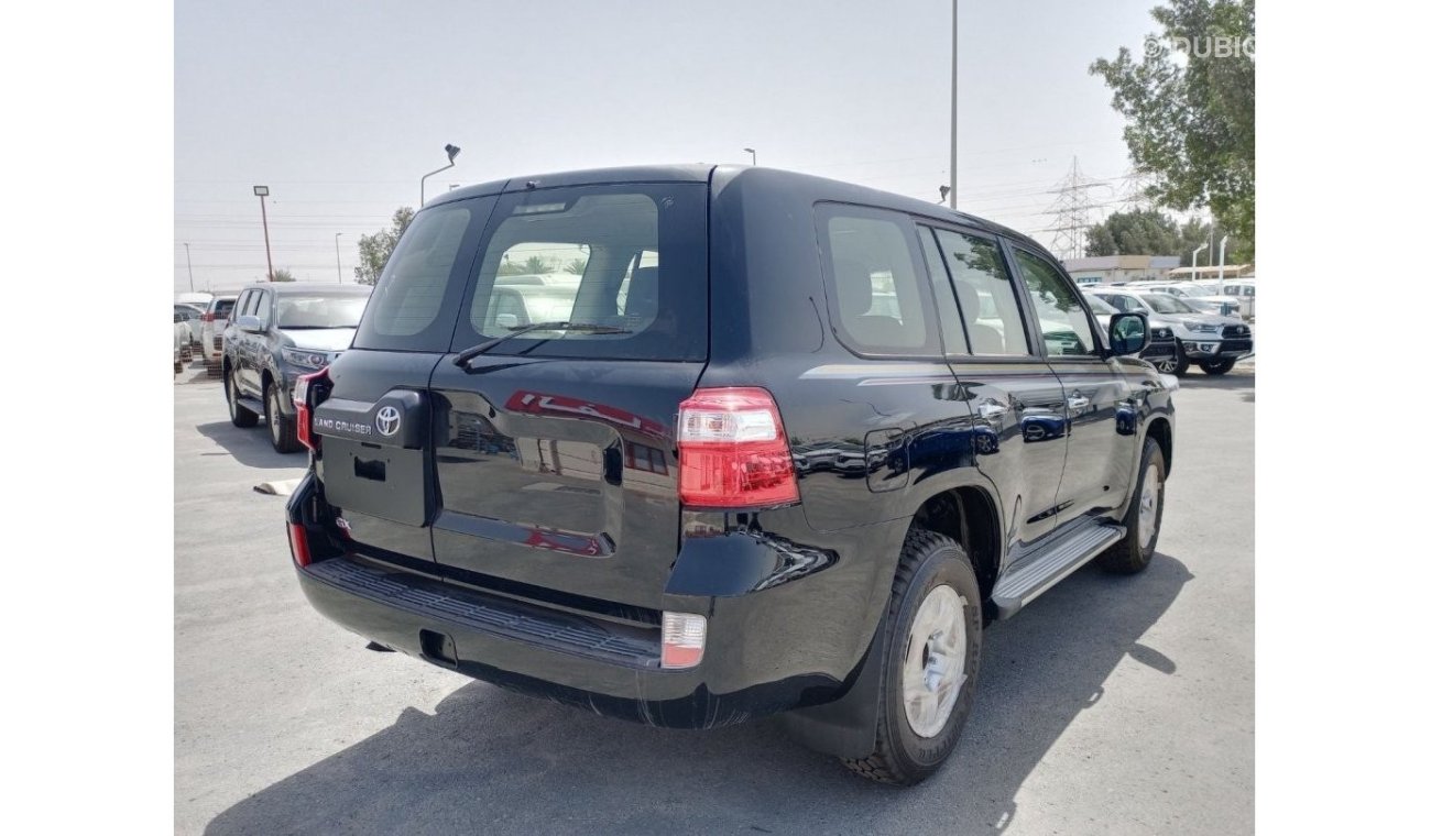 Toyota Land Cruiser GX 4.5L Manual Diesel