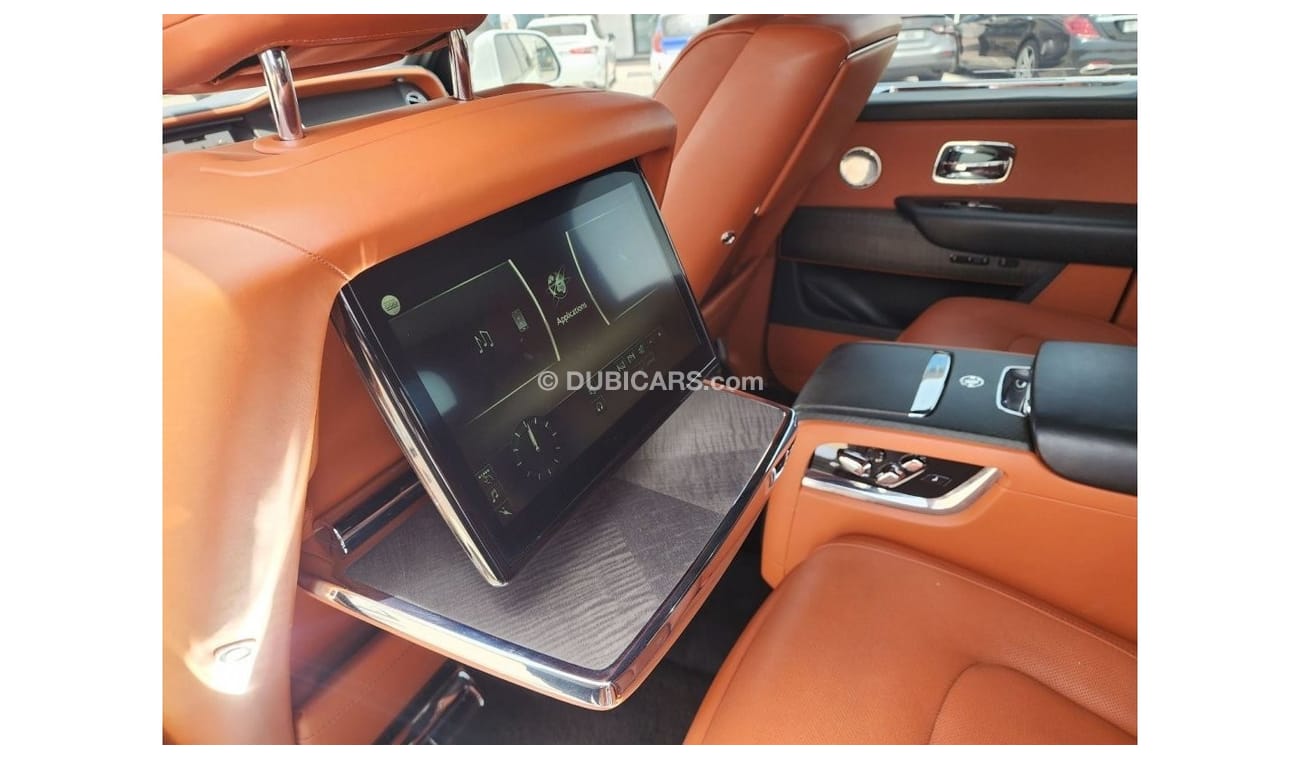 Rolls-Royce Cullinan 2019 Rolls Royce Cullinan VIP - V12 - Export Price - Local +10%