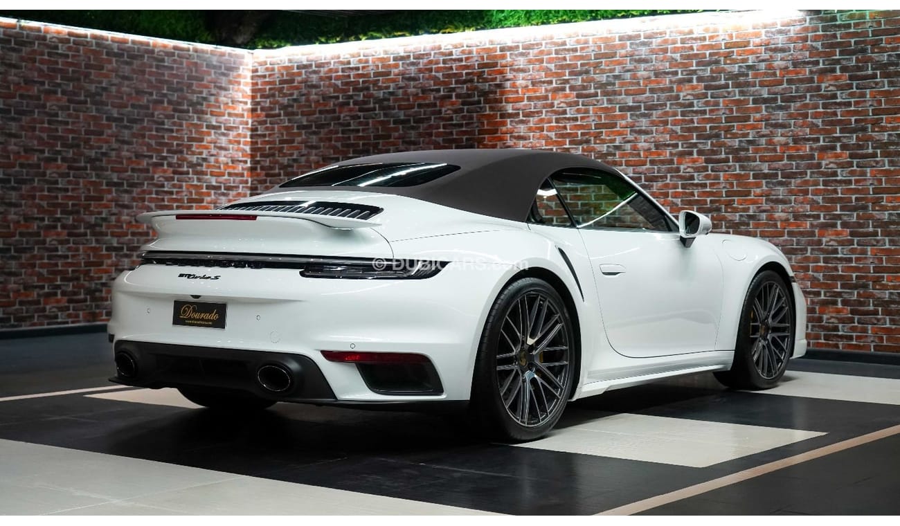 بورش 911 Cabriolet | Brand New | 2023 | Fully Loaded | 3.7-L | 640 HP