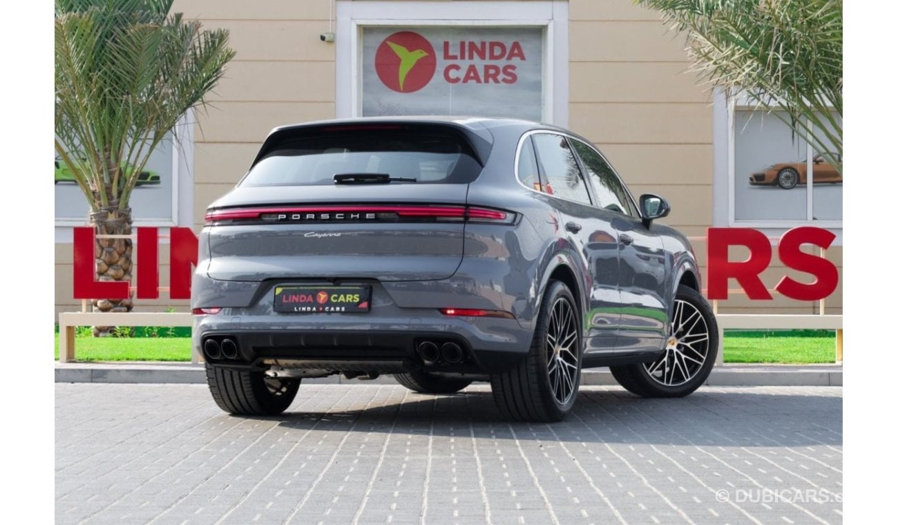 بورش كايان Porsche Cayenne 2024 GCC under Agency Warranty with Flexible Down-Payment.