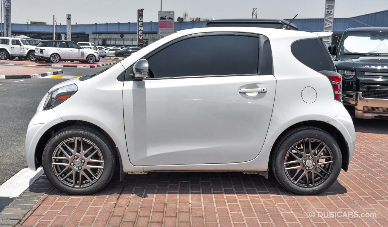 Scion iQ