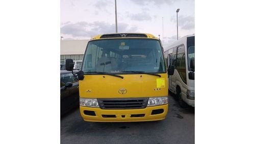 Toyota Coaster 4.2L DIESEL 30 SEATER MANUAL TRANSMISSION