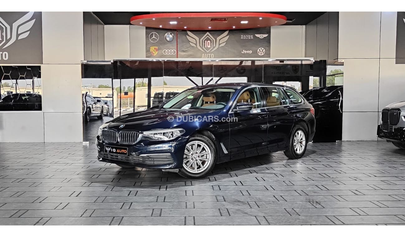 بي أم دبليو 520i AED 1,200 P.M | 2020 BMW 520i TOURING | AGMC WARRANTY | SERVICE CONTRACT | GCC