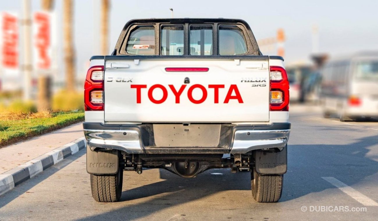 تويوتا هيلوكس 2024 Toyota Hilux 4x4 2.7L petrol AT with cooled seats Full option GCC Specs