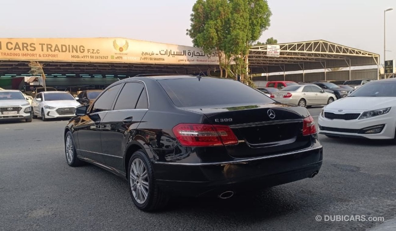 مرسيدس بنز E300