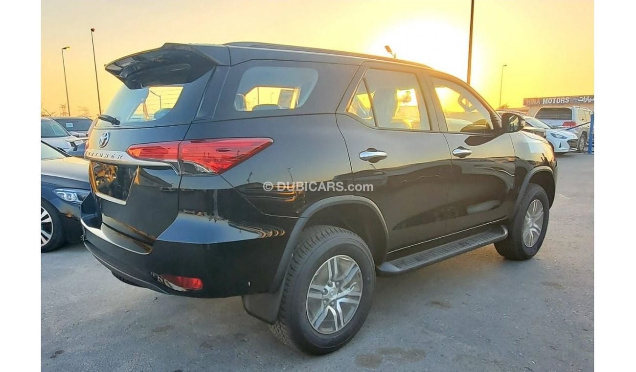 تويوتا فورتونر TOYOTA FORTUNER 4X4 PETROL 2.7L