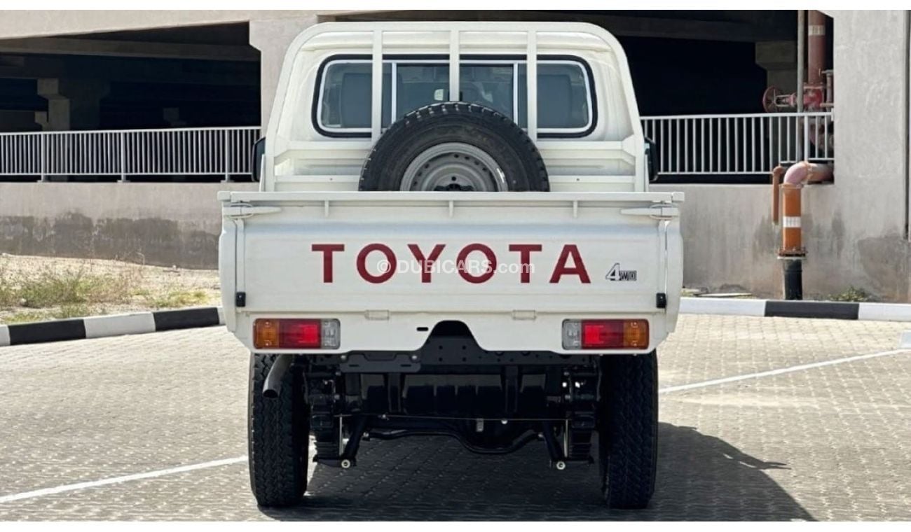 تويوتا لاند كروزر بيك آب Toyota LC79 DC 4.2L Diesel MY2024