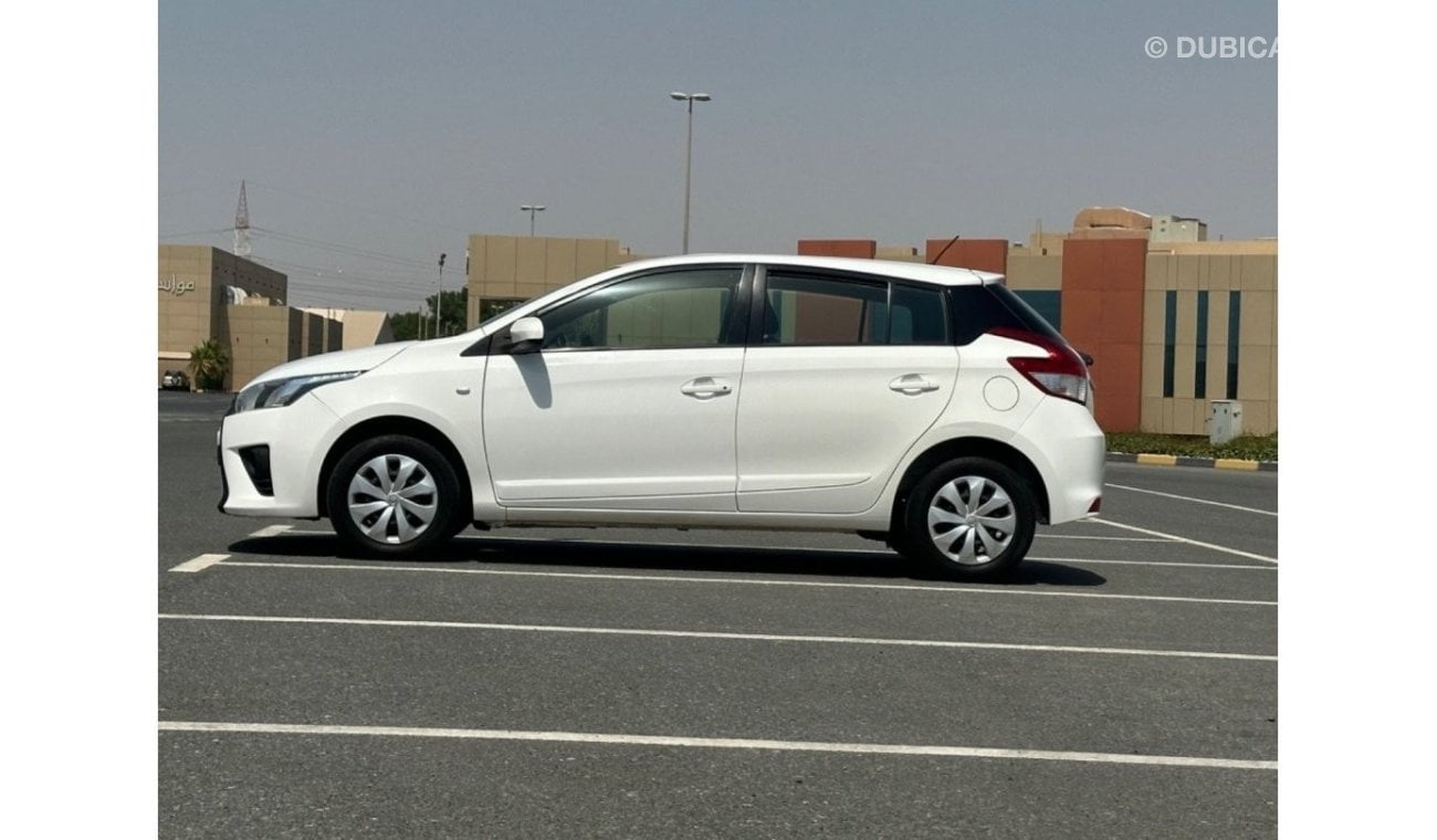 Toyota Yaris Sport MODEL 2017 GCC CAR PREFECT CONDITION INSIDE AND OUTSIDE FULL OPTION