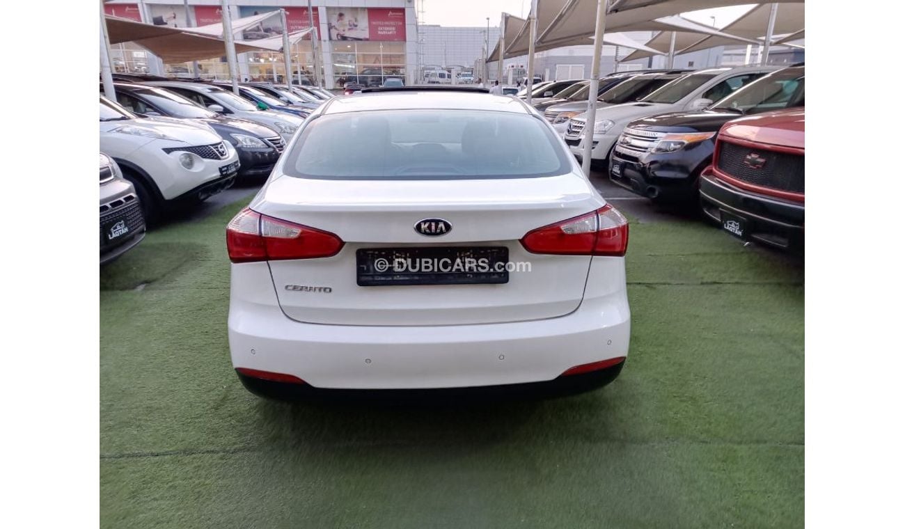 Used Kia Cerato 2014 for sale in Sharjah - 632280