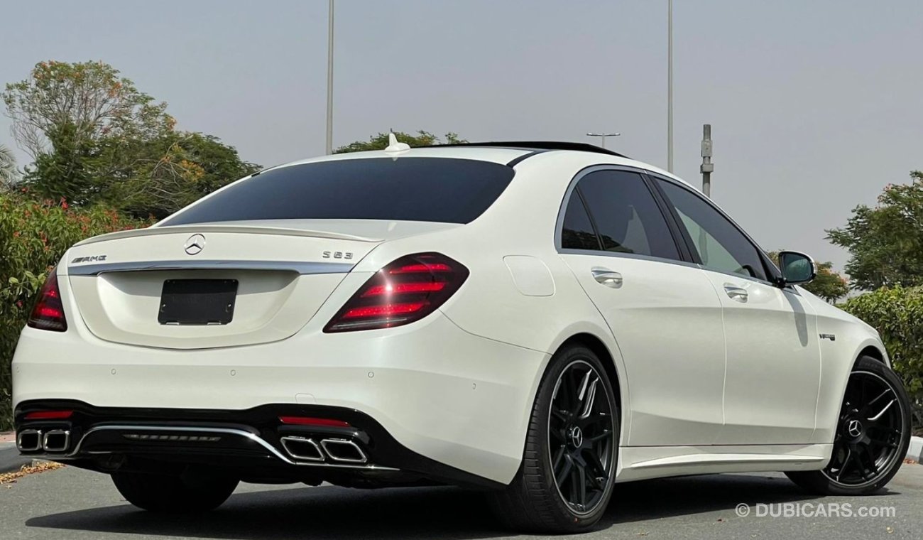 مرسيدس بنز 560 S560 AMG Kit 63 low km