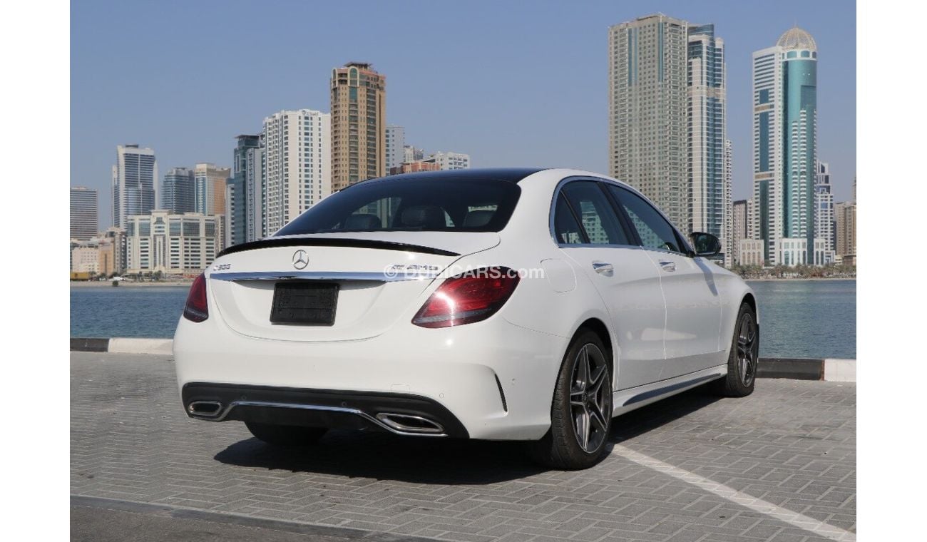 مرسيدس بنز C 300 4MATIC- 2020 - 360 Cameras - Excellent Condition - Low Mileage- Two Original Keys .