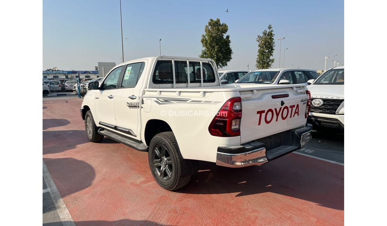 تويوتا هيلوكس TOYOTA HILUX 2.7 AT FULL OPTION WITHOUT PUSH START WHITE 2025