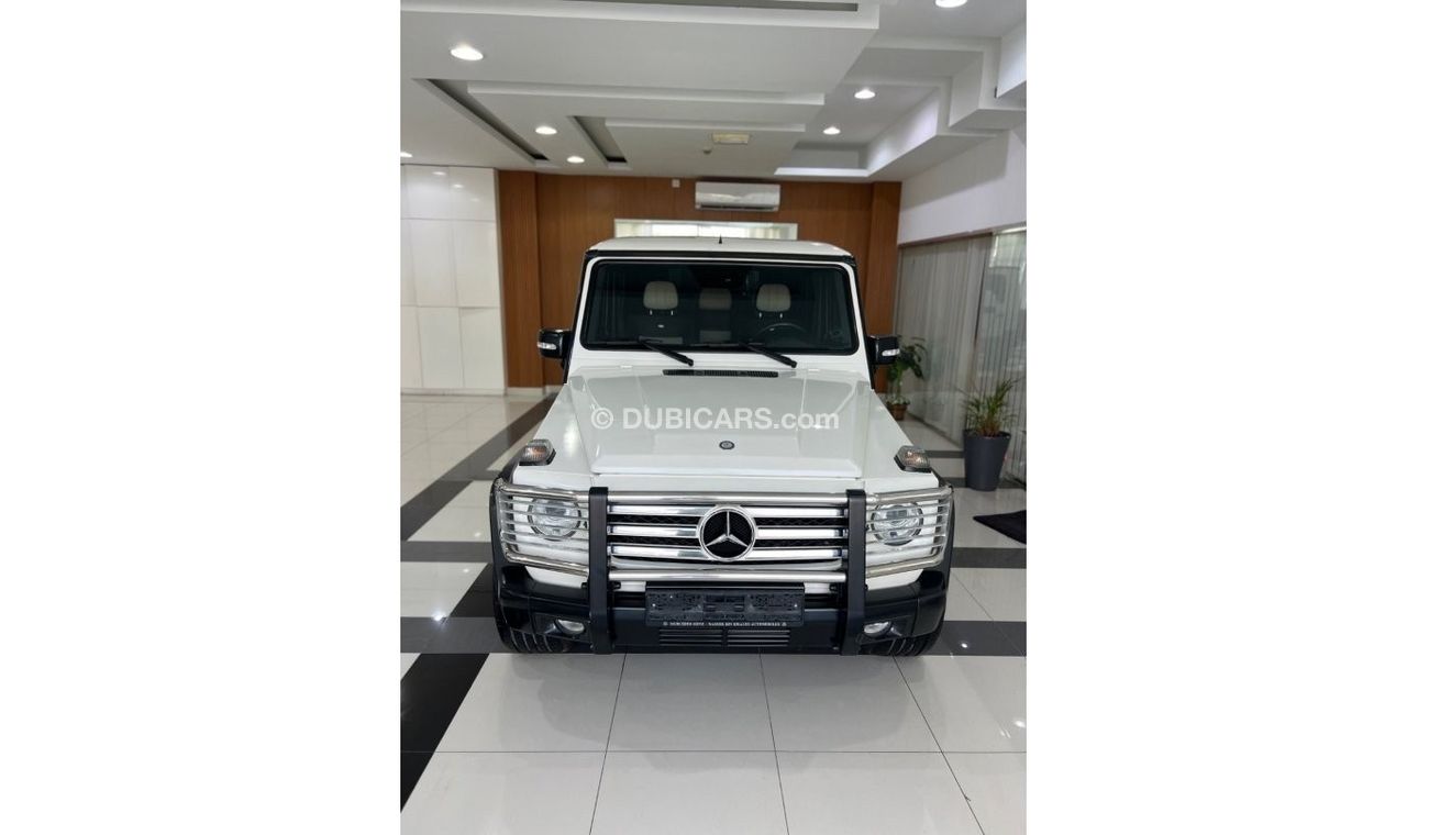 Mercedes-Benz G 55 AMG Mercedes benz G55 MODEL 2011 GCC SPECIFICATIONS