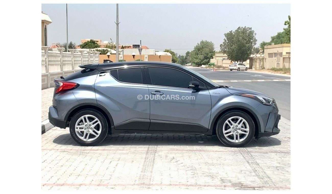 Toyota CHR Toyota C-HR Hybrid 2023 (1.8L) GCC Specs Full Option