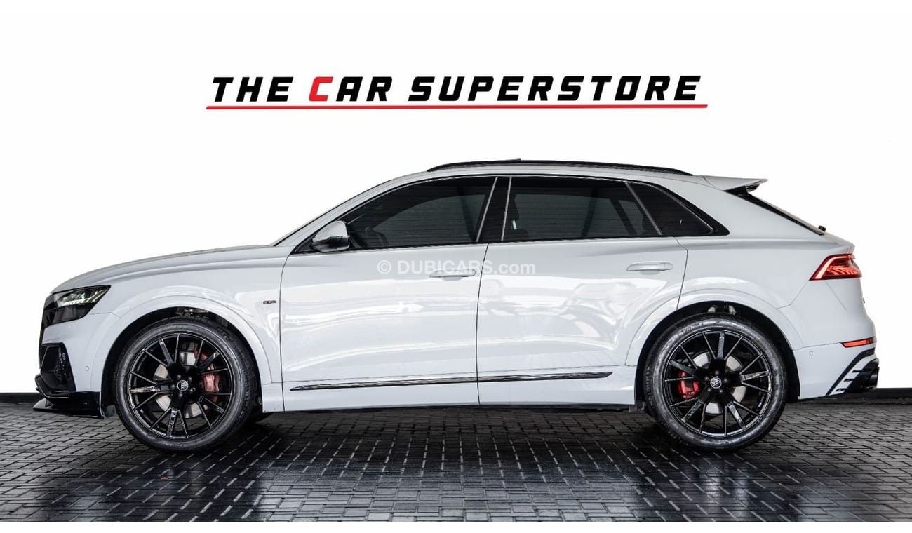 Audi Q8 55 TFSI quattro S-Line sports & Black Gloss package 3.0L (340 HP)