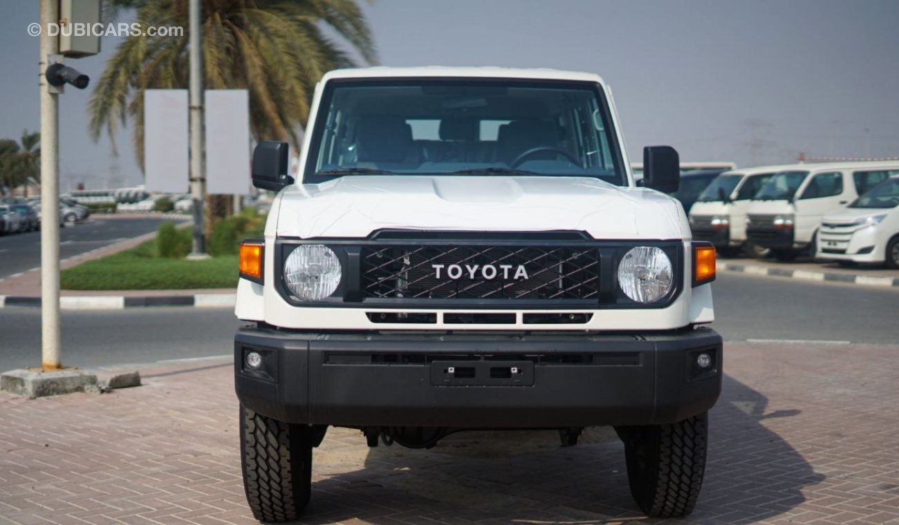 Toyota Land Cruiser Hard Top diesel 4.2 ltr-1hzj-6cylinder-standard options-difflock-power window-centerlock with remote