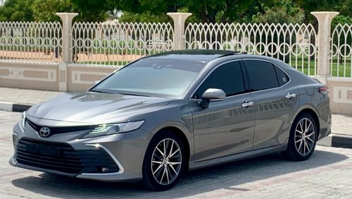 تويوتا كامري Toyota Camry SE+ 2022 - 3.5L,V6  Full Option,Panoramic, GCC Specs