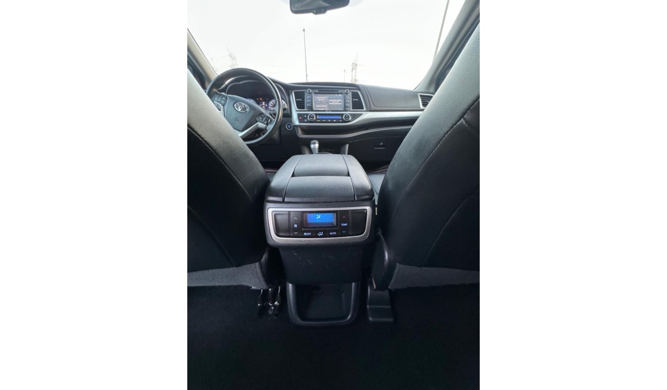 Toyota Highlander 2018 XLE PREMIUM SUNROOF 4x4 FULL OPTION CANADA SPEC