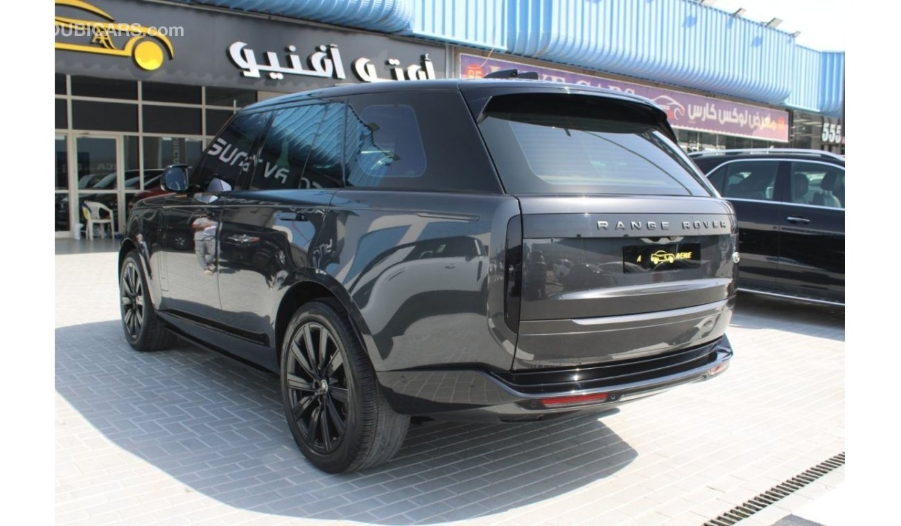 Land Rover Range Rover Vogue GCC SPECS - UNDER WARRANTY AND SERVICE