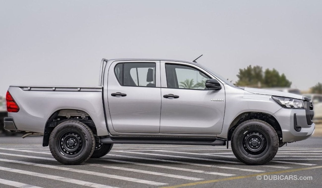 تويوتا هيلوكس Toyota Hilux 2.4 Manual Mid Option 2024