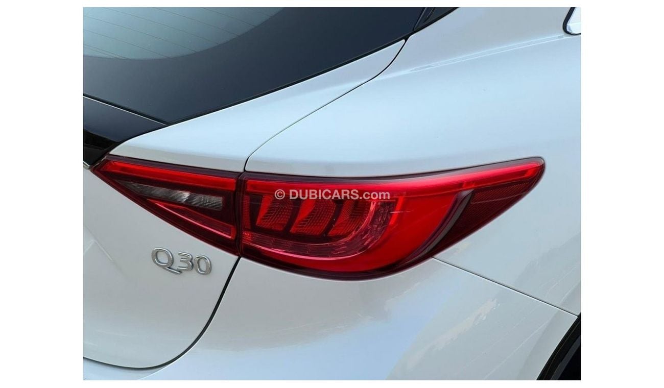 Infiniti Q30 Comfort