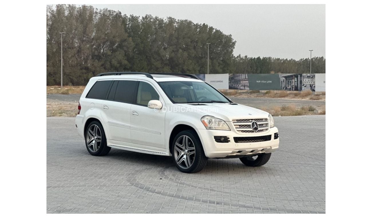 Mercedes-Benz GL 450 MODEL 2008 GCC CAR PERFECT CONDITION INSIDE AND OUTSIDE FULL OPTION