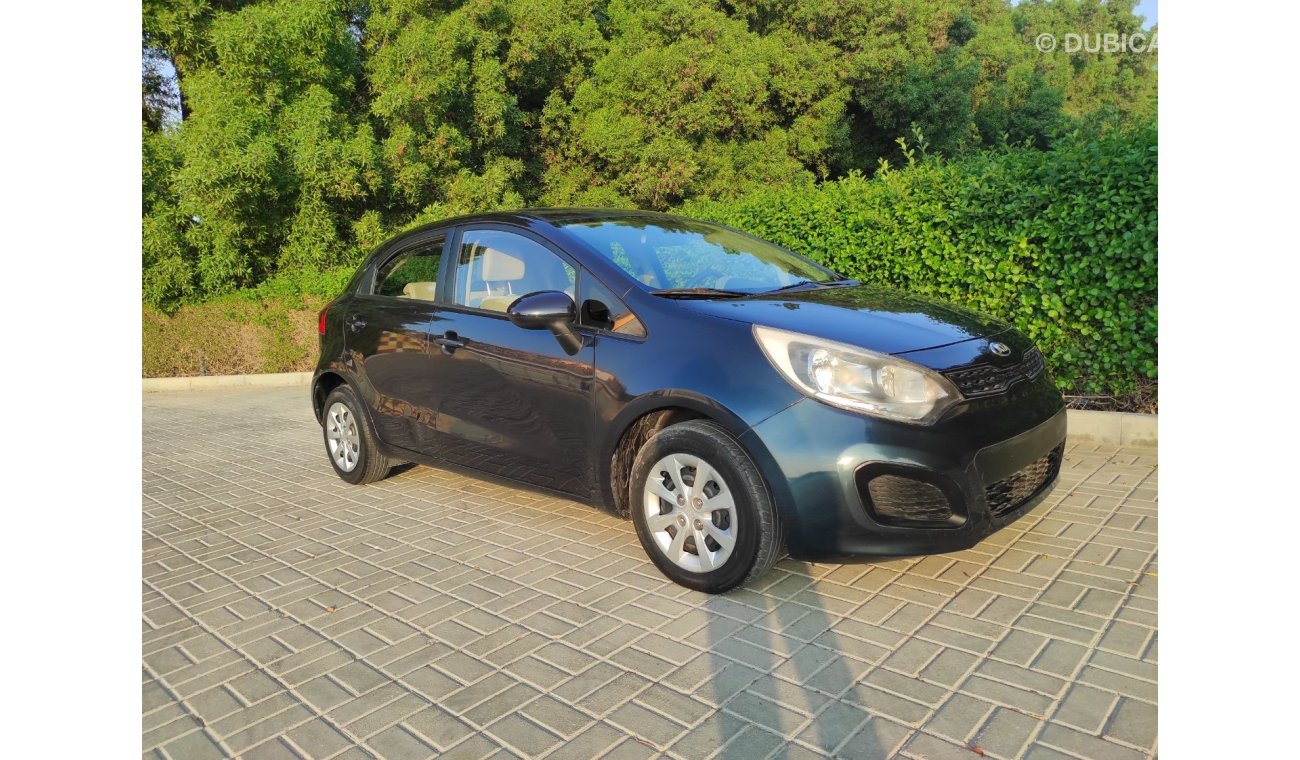 Kia Rio Kia Rio 2015 1.4 Gcc full automatic