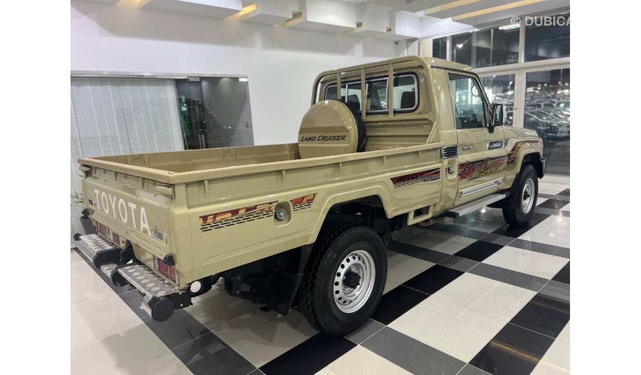 Toyota Land Cruiser Pick Up PICKUP 70th LX1